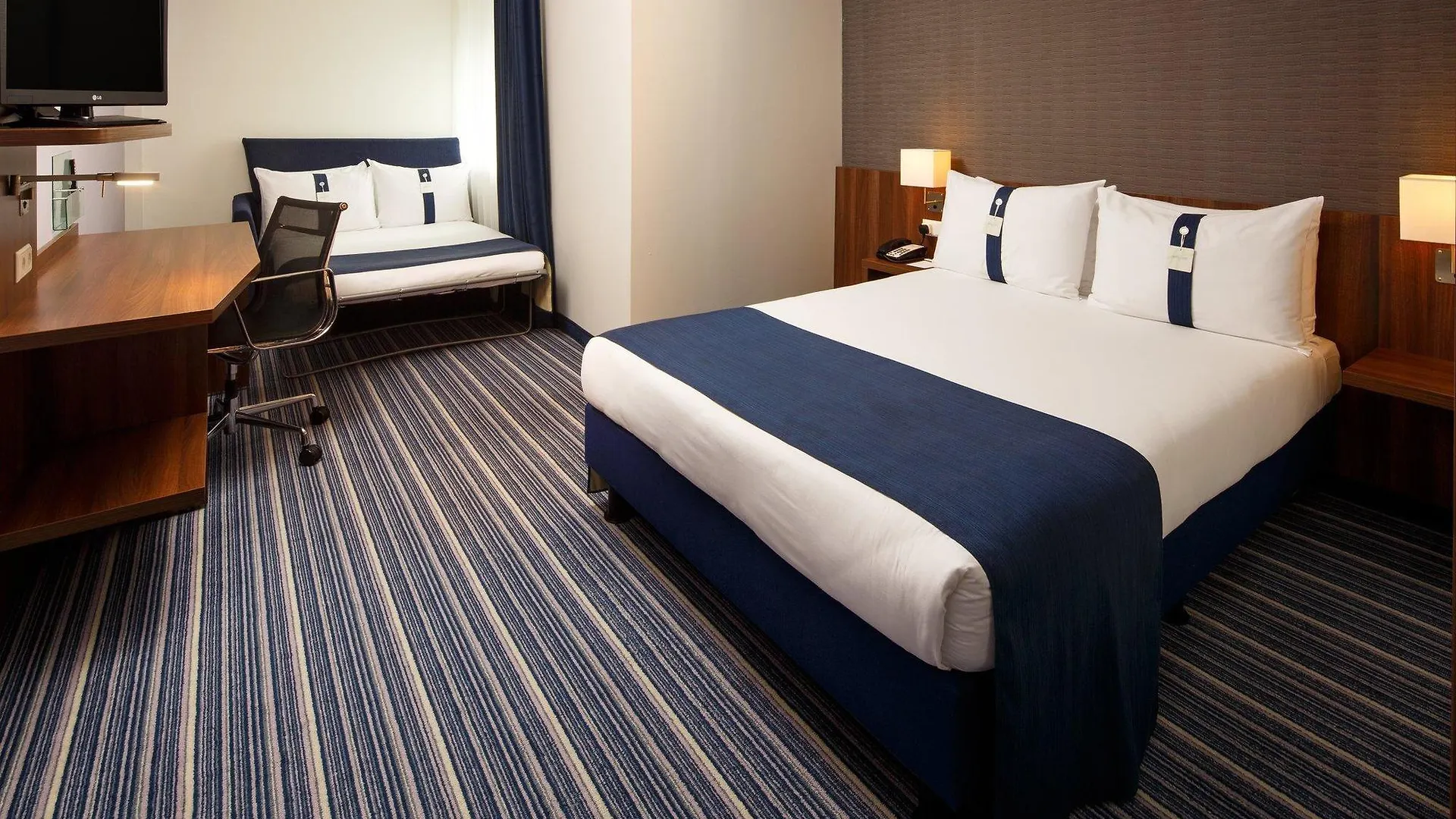 Holiday Inn Express Rotterdam - Central Station By Ihg