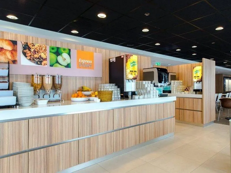 Holiday Inn Express Rotterdam - Central Station By Ihg Netherlands