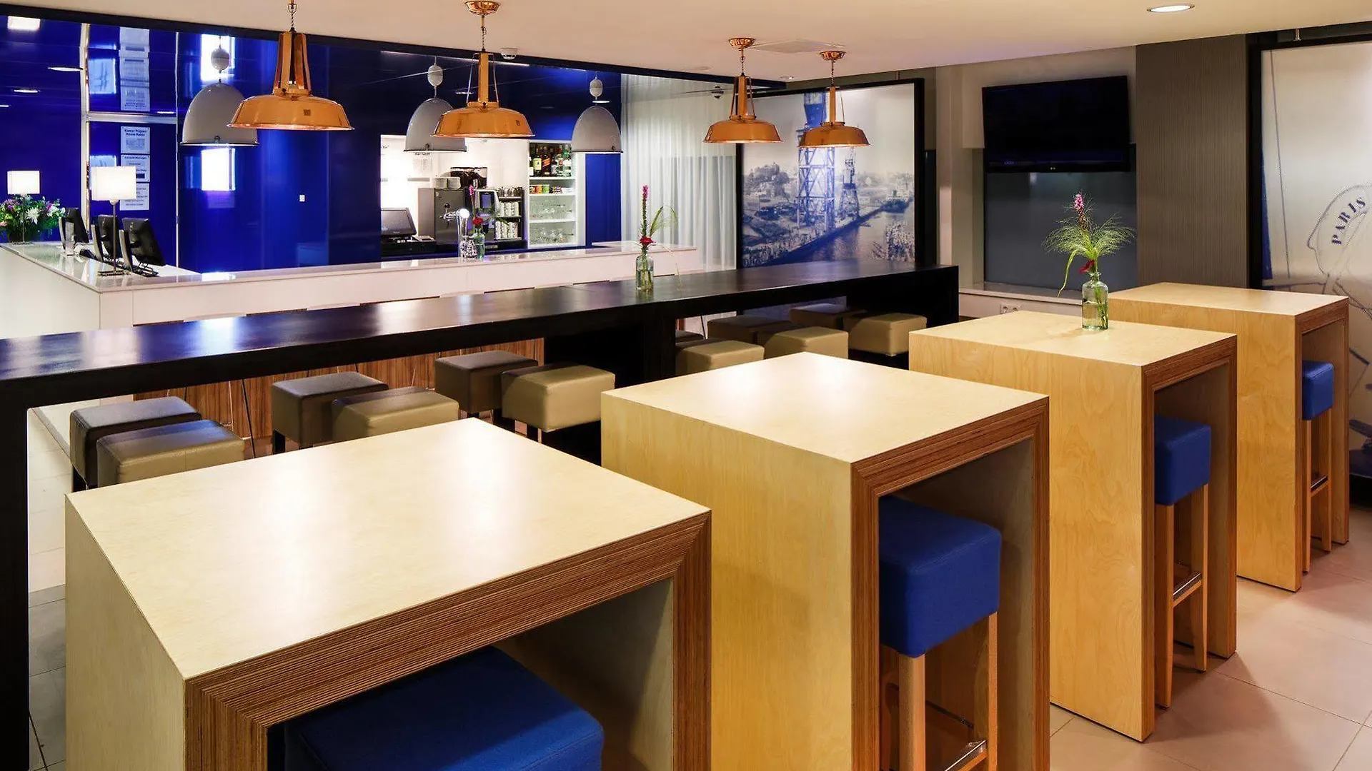 Holiday Inn Express Rotterdam - Central Station By Ihg
