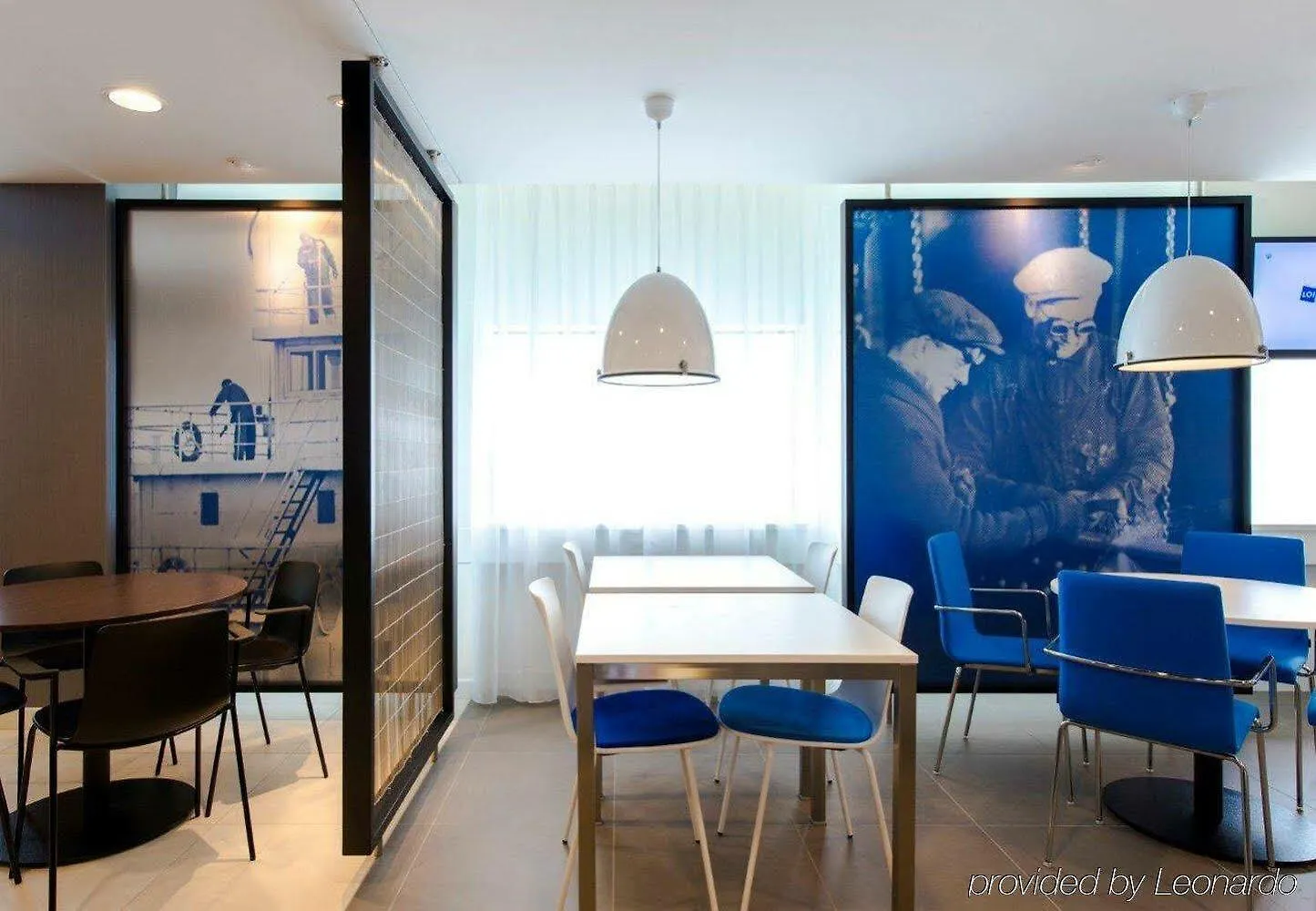 Holiday Inn Express Rotterdam - Central Station By Ihg 3*,  Netherlands
